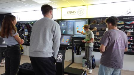Sidas Academy training