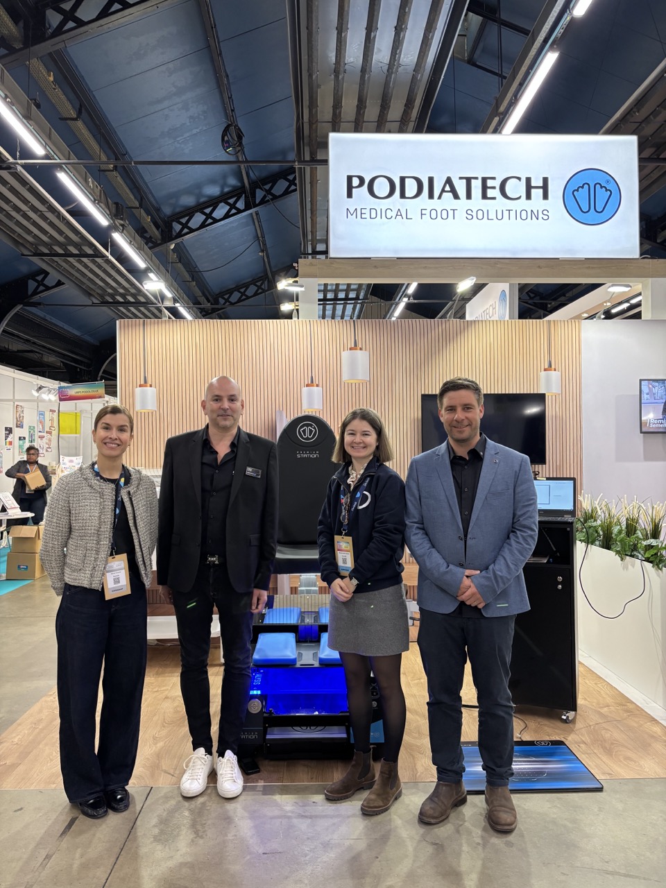 on the photo : Sarah Faucon (Doctolib), Marina Lemer Jaouen (Doctolib), Benjamin Martin (Podiatech), Raphaël Olivier (Podiatech)
