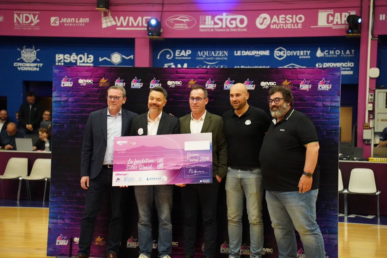 photo de la remise du chèque 