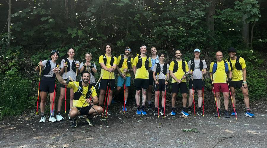 groupe de personne faisant du trail 
